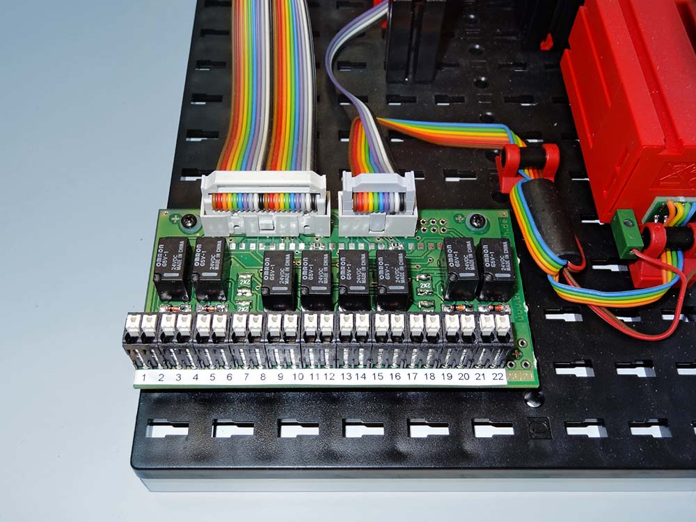 3-Achs-Roboter mit Greifzange 24V