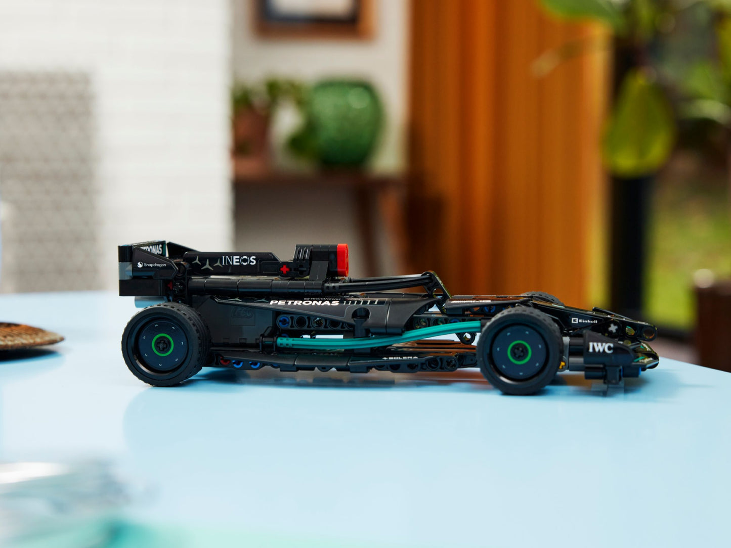 LEGO® Technic Mercedes-AMG F1 W14 E Performance - Der ultimative Rennwagen-Bauspaß für kleine Champions ab 7 Jahren | 240 Teile | Perfekt zum Sammeln & Spielen