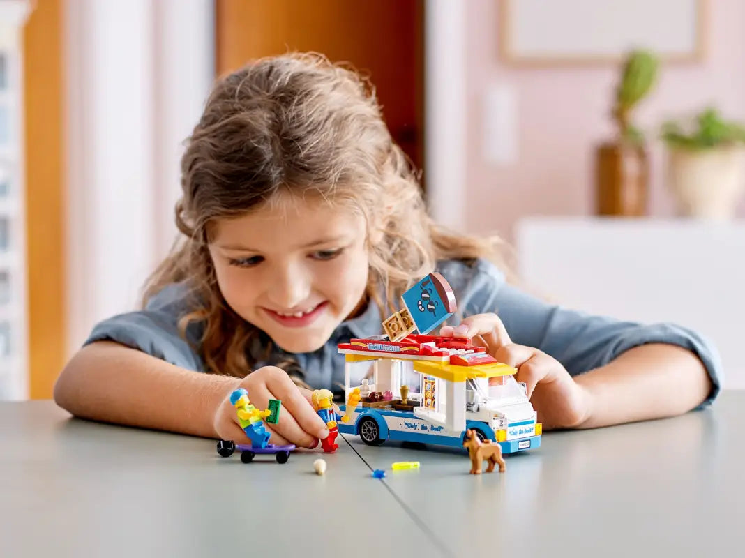 LEGO® City Eiswagen 60253 - Sommerlicher Spielspaß mit 200 Teilen NEU! Perfekt für kleine Abenteurer