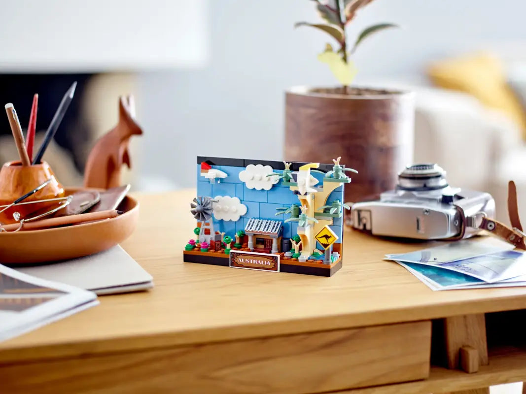 LEGO® Creator Postkarte Australien – Erlebe das Opernhaus & Koala-Mini-Souvenir | 40651 191 Teile für unvergessliche