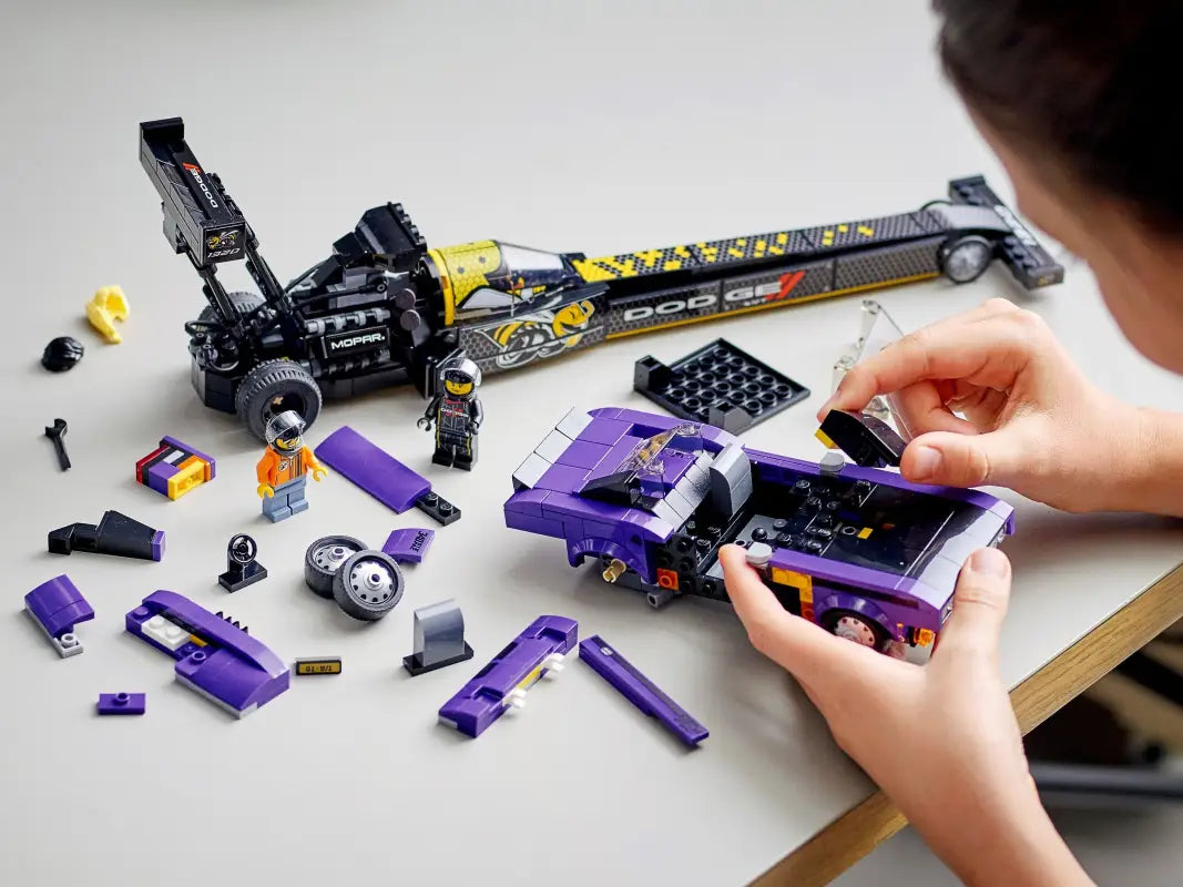 LEGO® Speed Champions Mopar Dodge//SRT Dragster & 1970 Dodge Challenger - 76904 | Rasante Bau-Action mit 627 Teilen